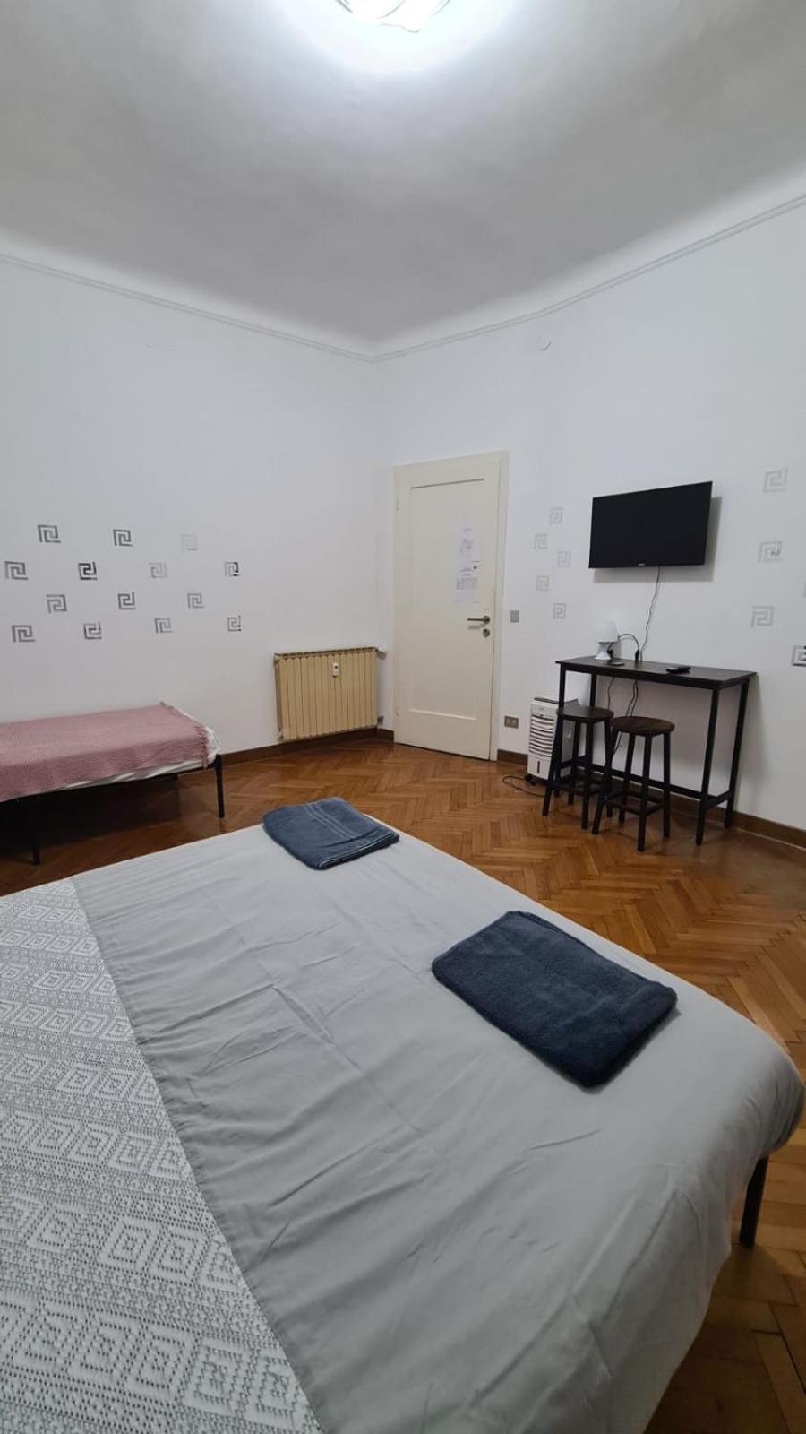 Dock Bay Lodge Hostello Trieste Bagian luar foto