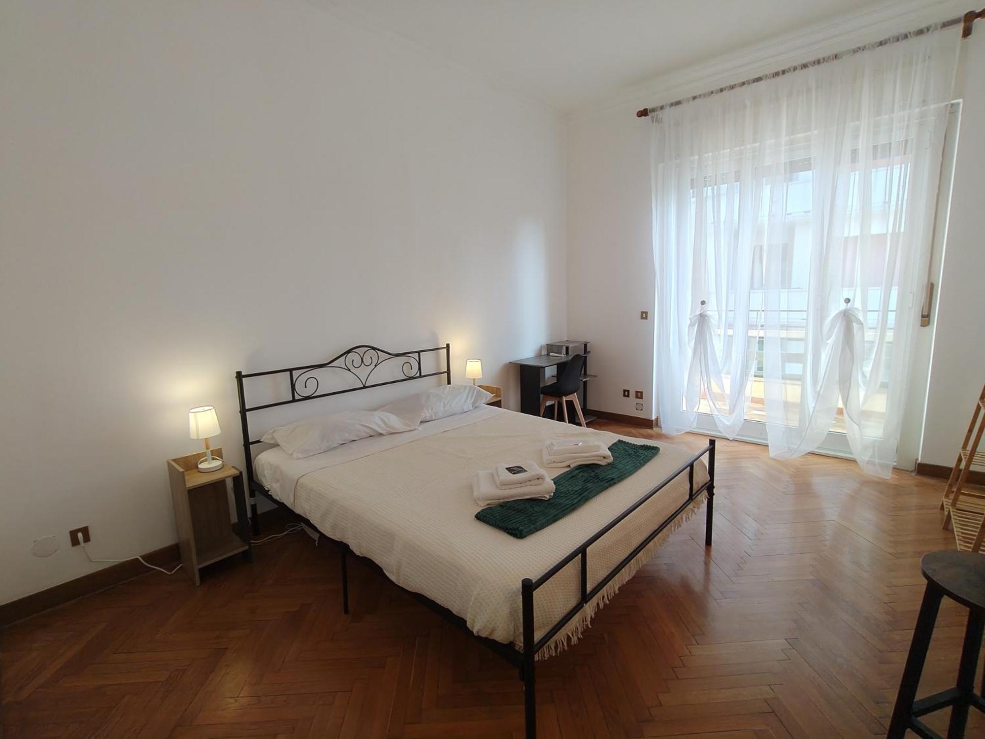 Dock Bay Lodge Hostello Trieste Bagian luar foto